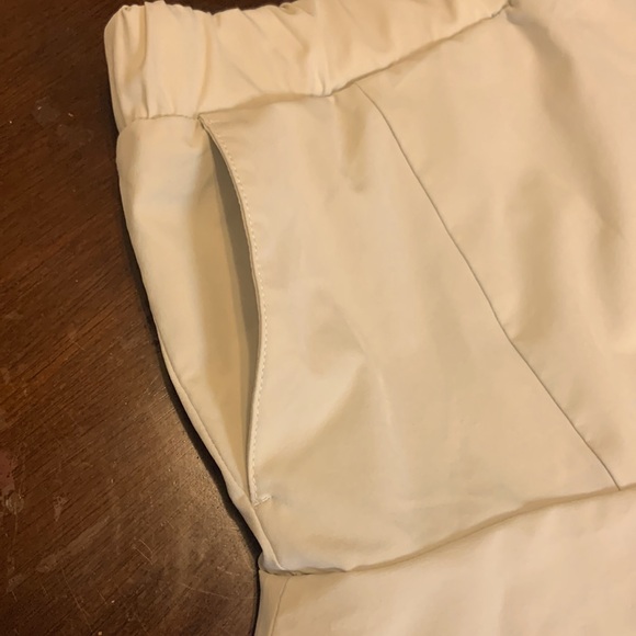 VINEYARD VINELAND SKORT - EUC - Picture 8 of 13